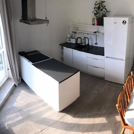 Ferienwohnung Bemowo Pokoje Warschau Exterior foto